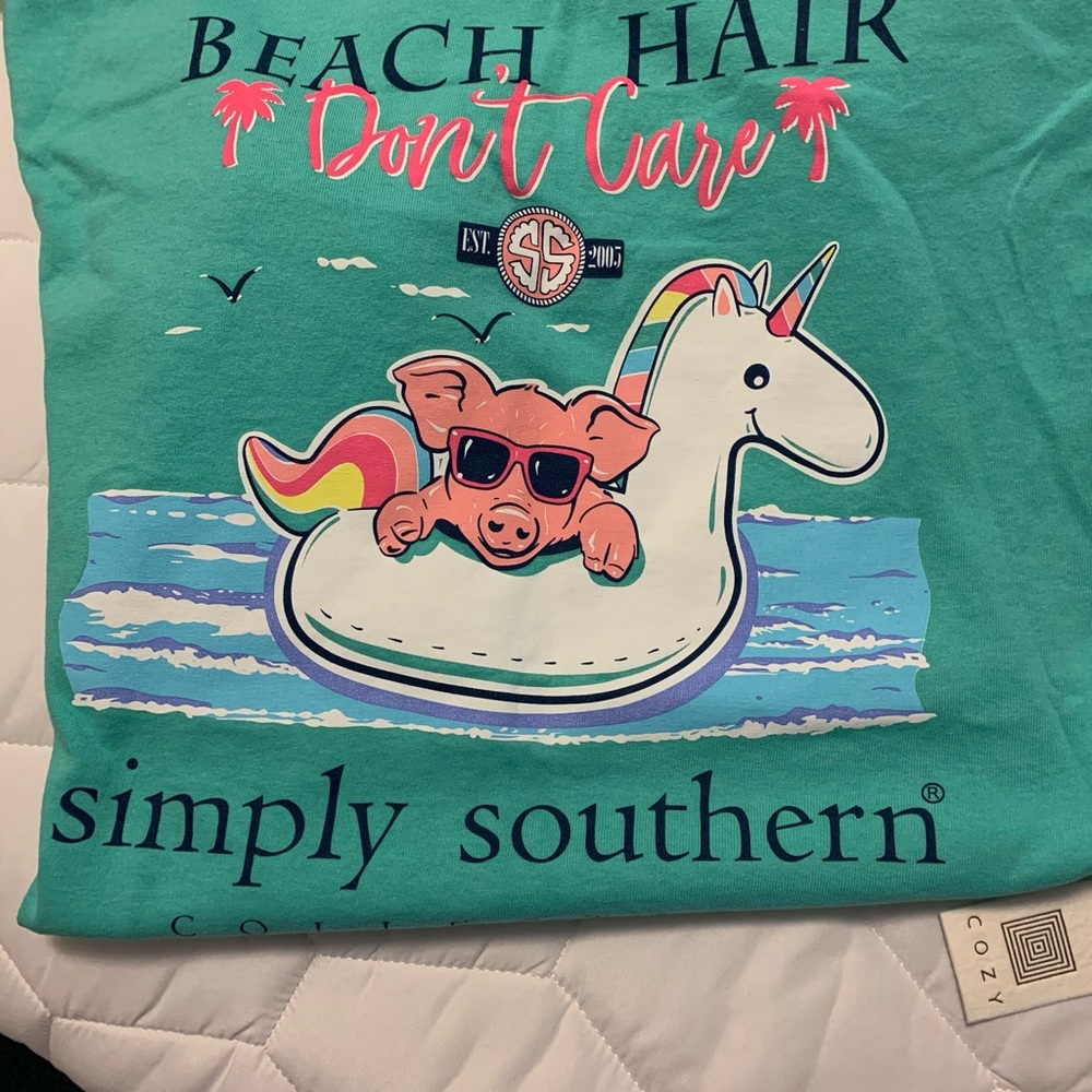 Size Large Simply Southern T shirt ( Like New)